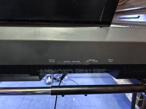 Yamaha Digital Piano 88 Weighted Keys.