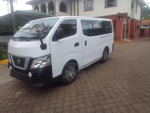Nissan Caravan (Urvan) 2019 White
