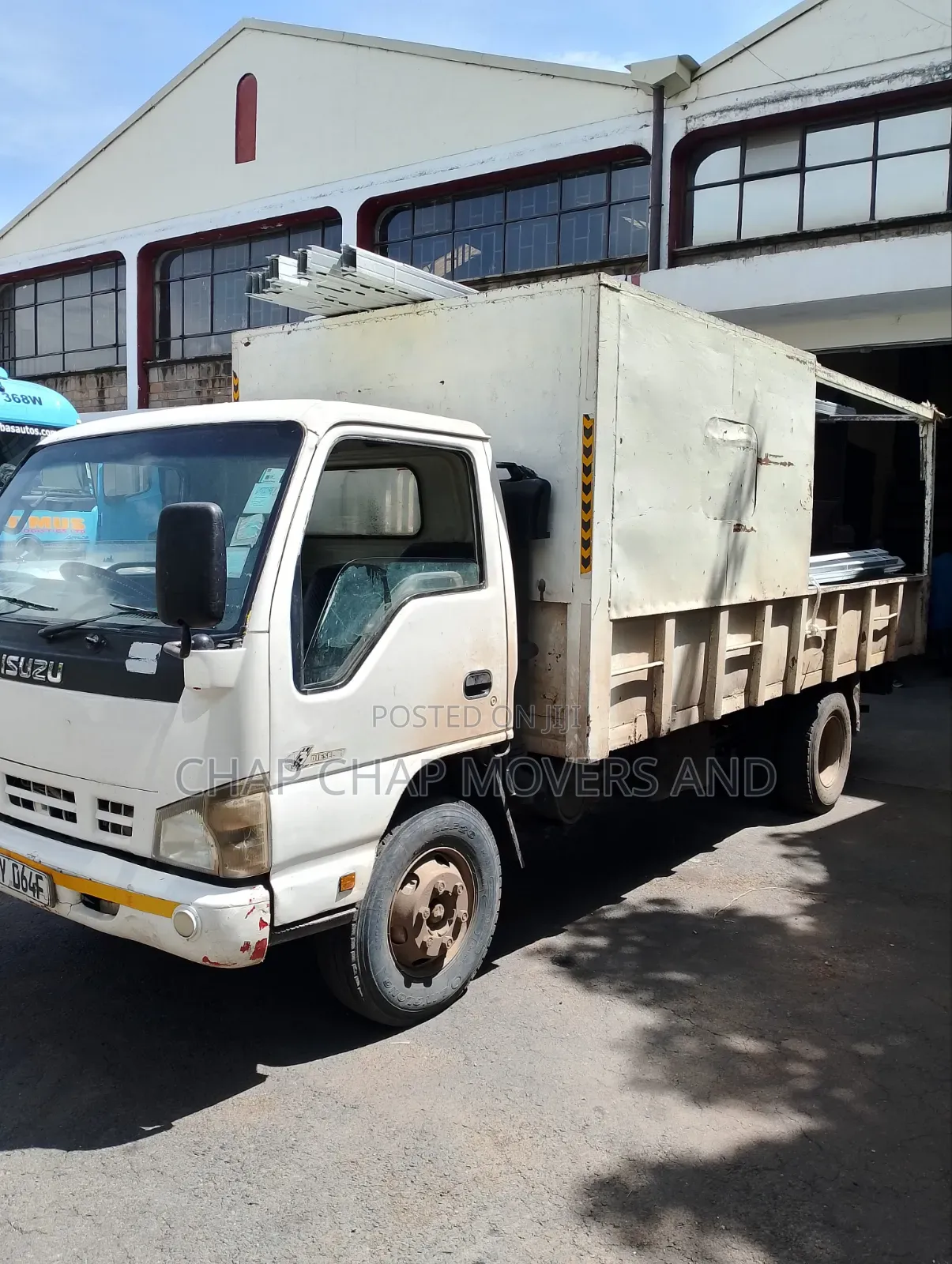 Open Trucks Available for Wide Road Transport Services