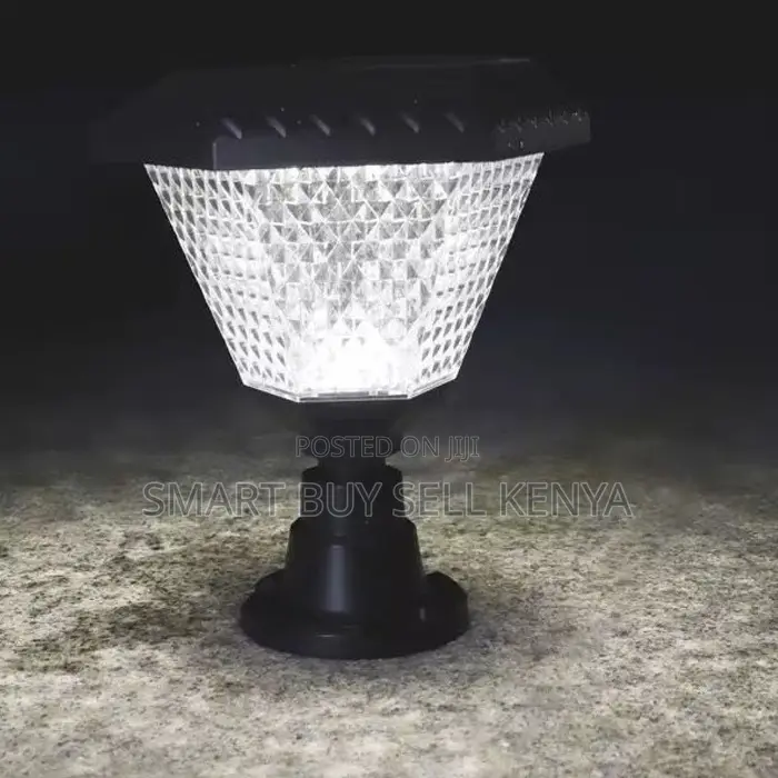 Energy Saving Outdoor Led Garden Light Main Gate Post Solar Light Lamp