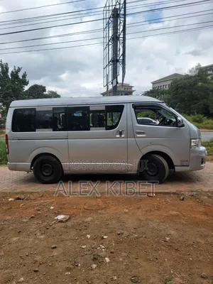 Toyota HiAce 2014 Silver