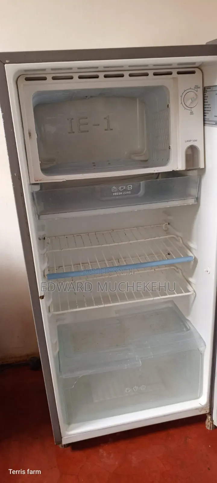 Refrigerator