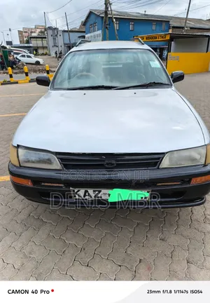 Toyota Corolla 2004 Silver