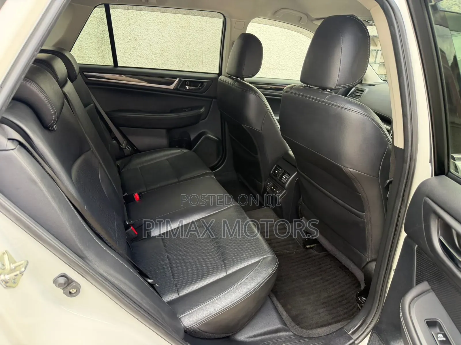 Subaru Outback 2019 White