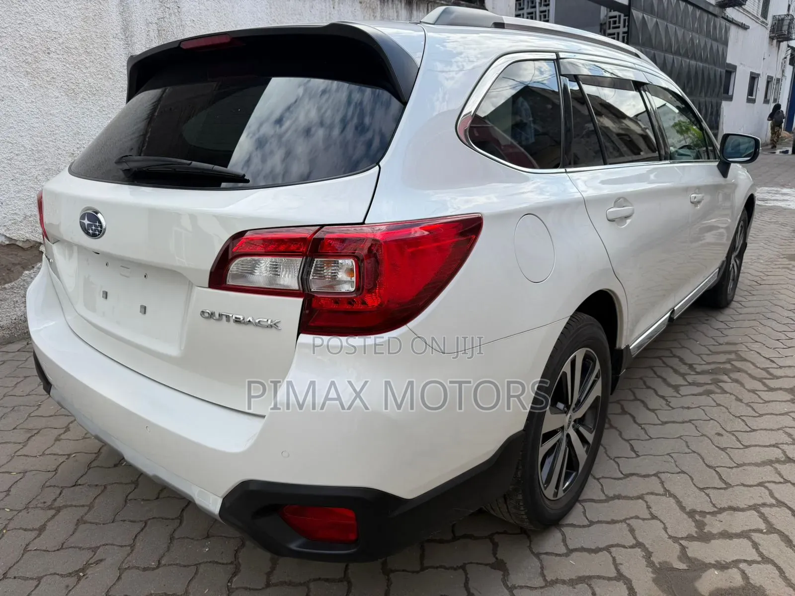 Subaru Outback 2019 White