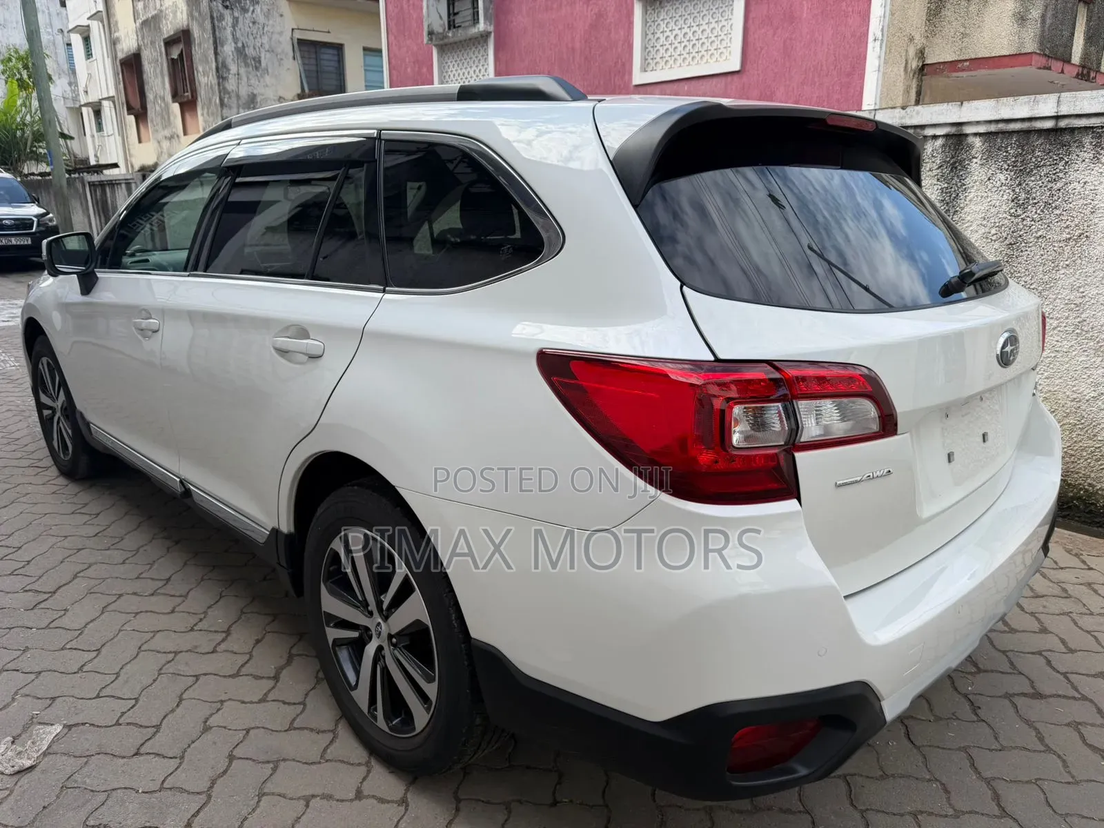 Subaru Outback 2019 White
