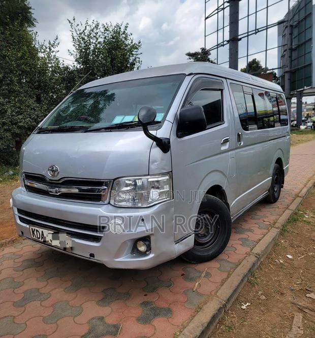 Toyota HiAce 2014 Silver - thumbnail 5