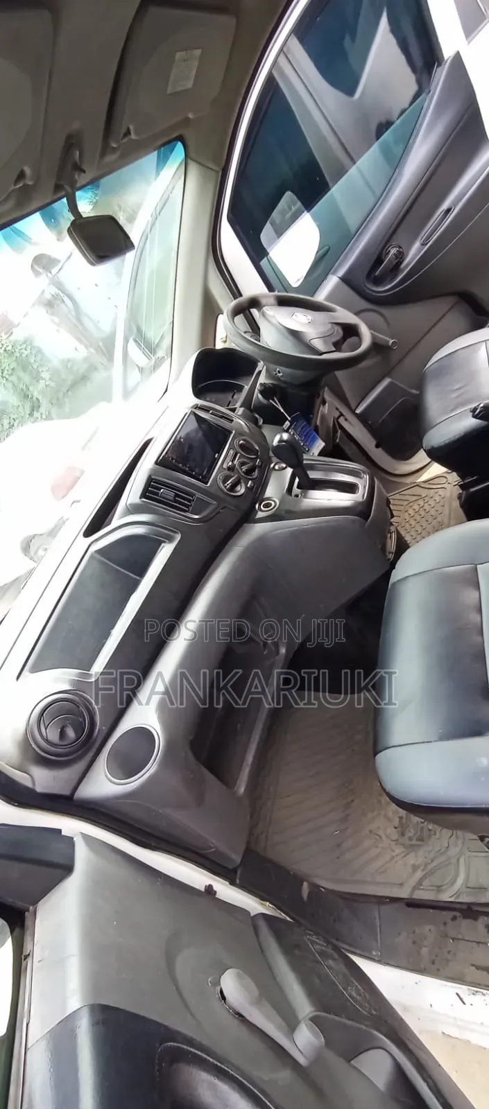 Nissan NV200 2012 White