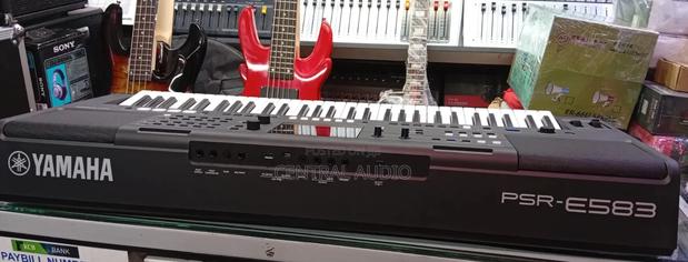 New PSR Series Yamaha PSR E583 Professional Keyboard - thumbnail 2