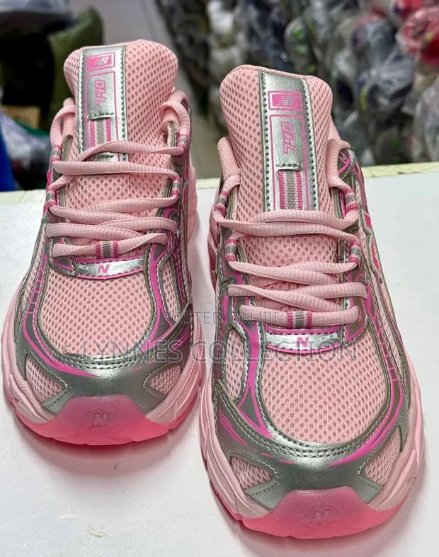 New Balance 740 Pink - thumbnail 3