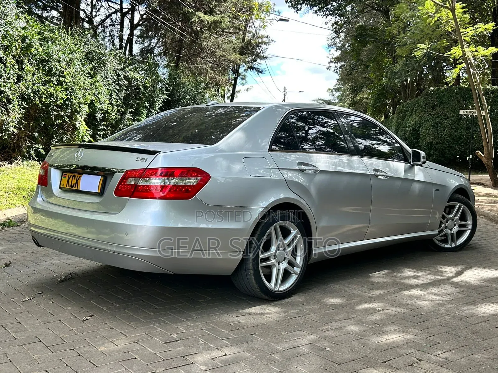 Mercedes-Benz E250 2009 Silver