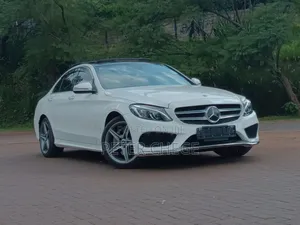 Mercedes-Benz C200 2018 White
