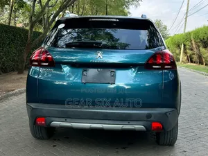 Peugeot 2008 1.2 PureTech (155 Hp) 2019 Blue