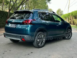 Peugeot 2008 1.2 PureTech (155 Hp) 2019 Blue