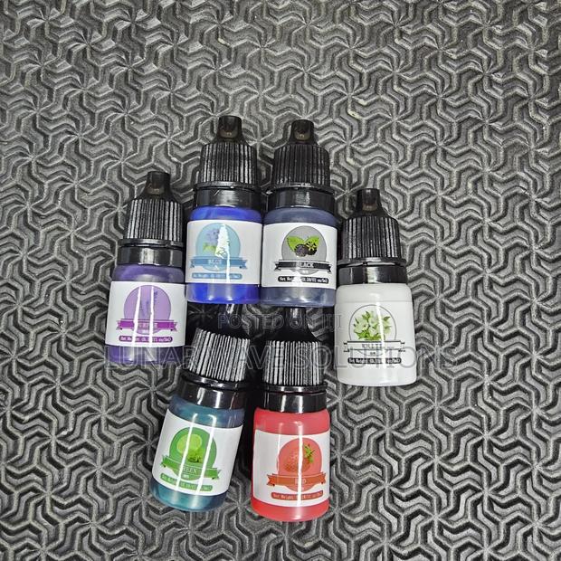Clear Epoxy Resin and Accessories 1kg - thumbnail 3