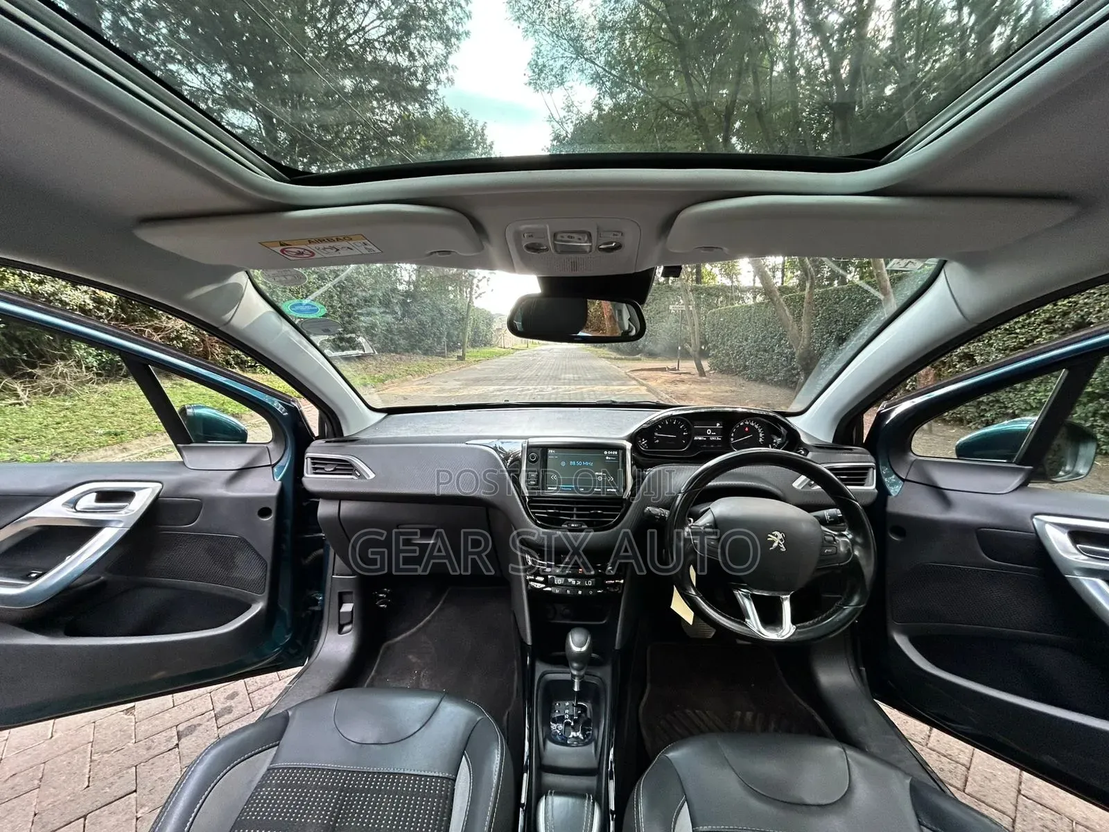 Peugeot 2008 1.2 PureTech (155 Hp) 2019 Blue