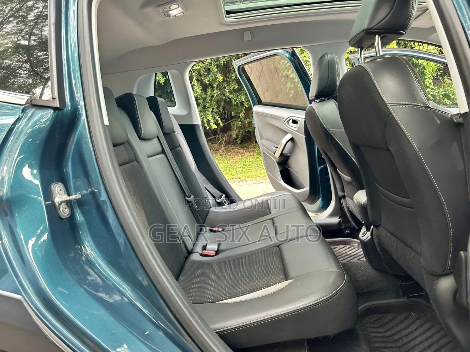 Peugeot 2008 1.2 PureTech (155 Hp) 2019 Blue