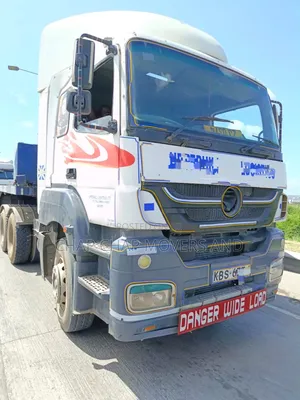 Flat Beds Trailer Available for Bulky Transport Services