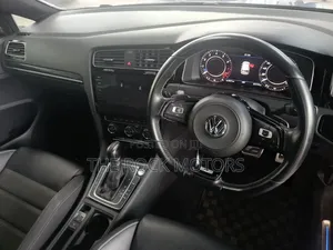 Volkswagen Golf 2019 Blue