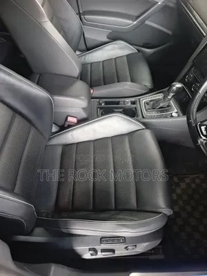 Volkswagen Golf 2019 Blue