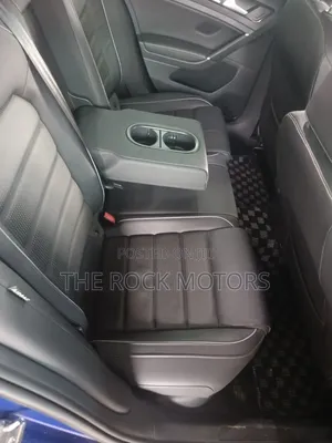 Volkswagen Golf 2019 Blue
