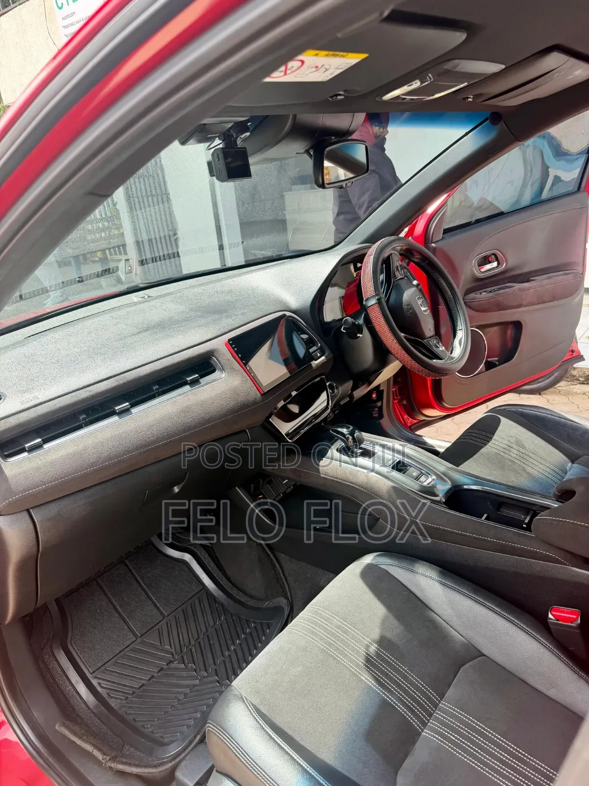 Honda Vezel 2018 Red