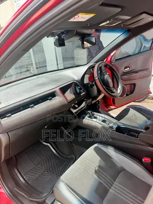 Honda Vezel 2018 Red