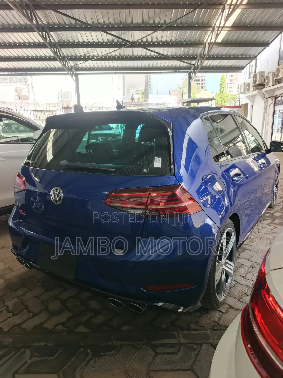 Volkswagen Golf R 4-Door w/DCC & Navigation 2019