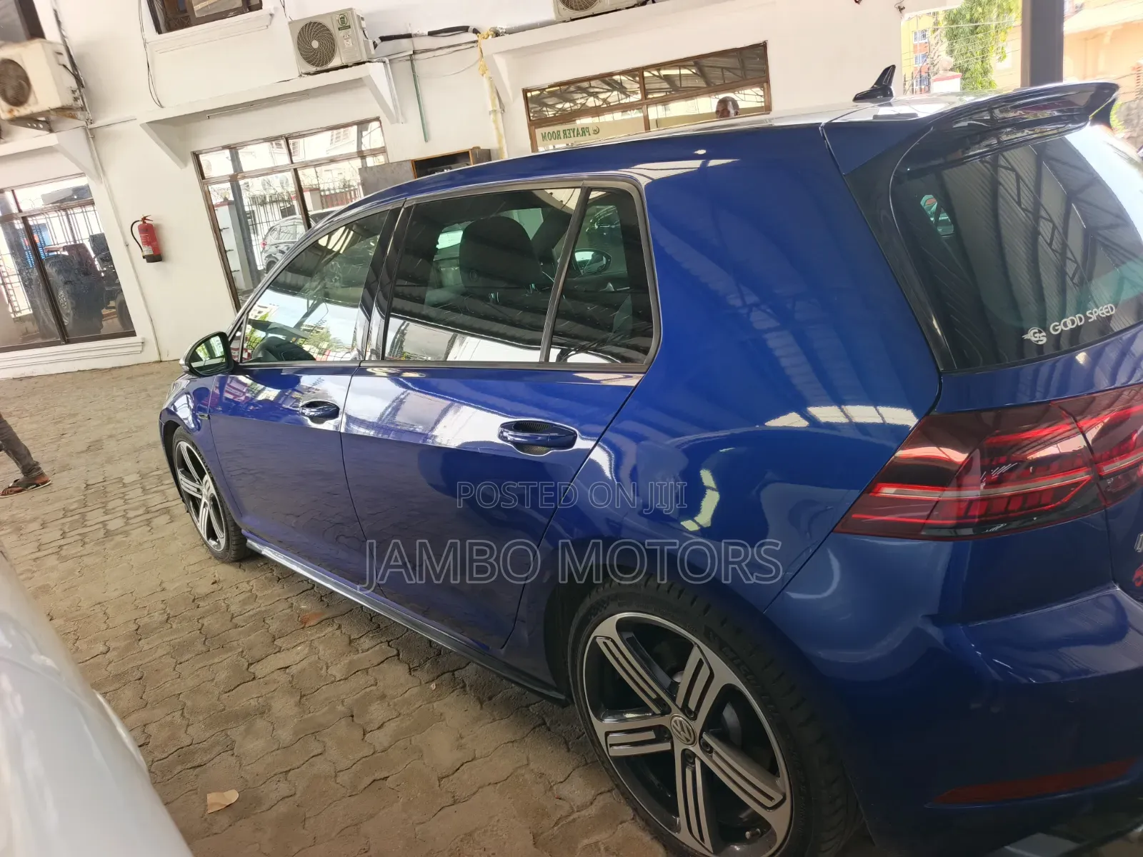 Volkswagen Golf R 4-Door w/DCC & Navigation 2019