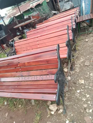Cast Bench