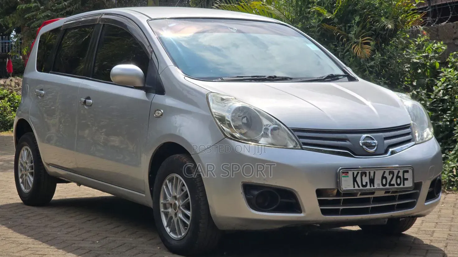 Nissan Note 2013 Silver