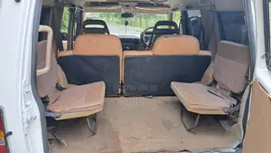 Land Rover Discovery 2006 White