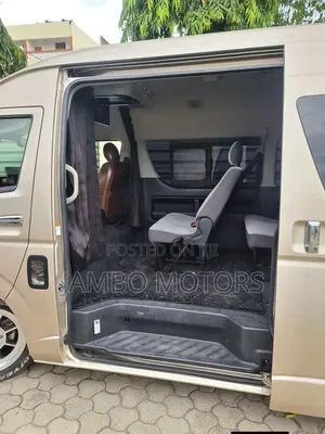 Toyota HiAce 2021 Gold
