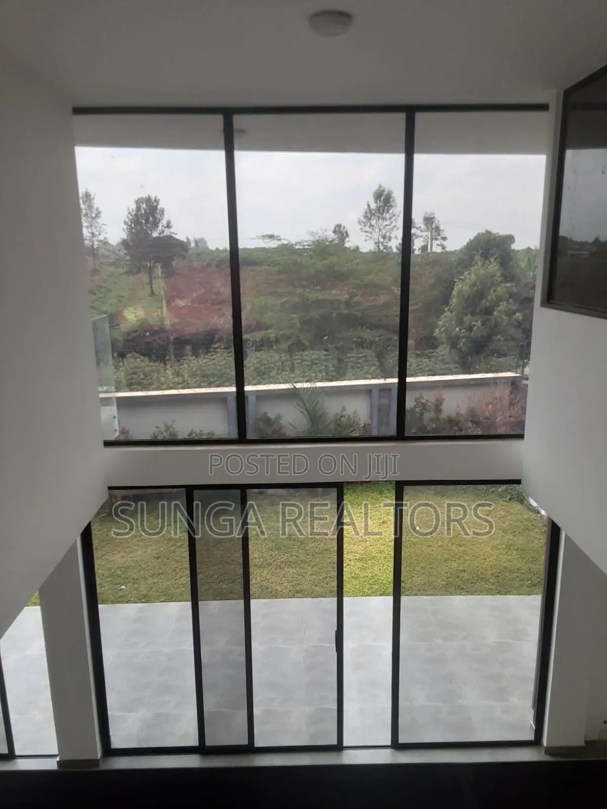4bdrm Villa in Paradise Lost, Runda for sale