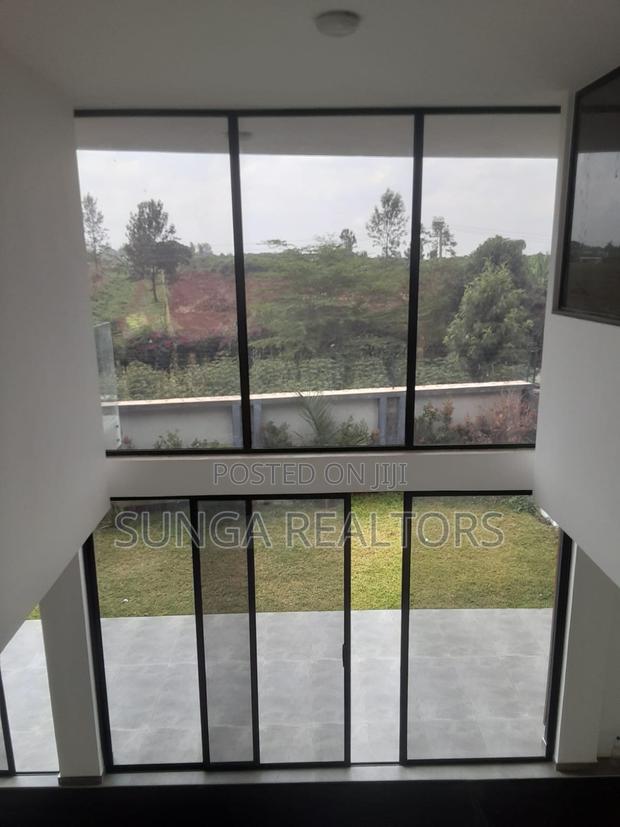 4bdrm Villa in Paradise Lost, Runda for sale - thumbnail 9