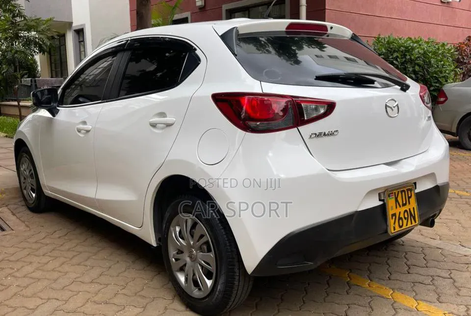 Mazda Demio 2017 White