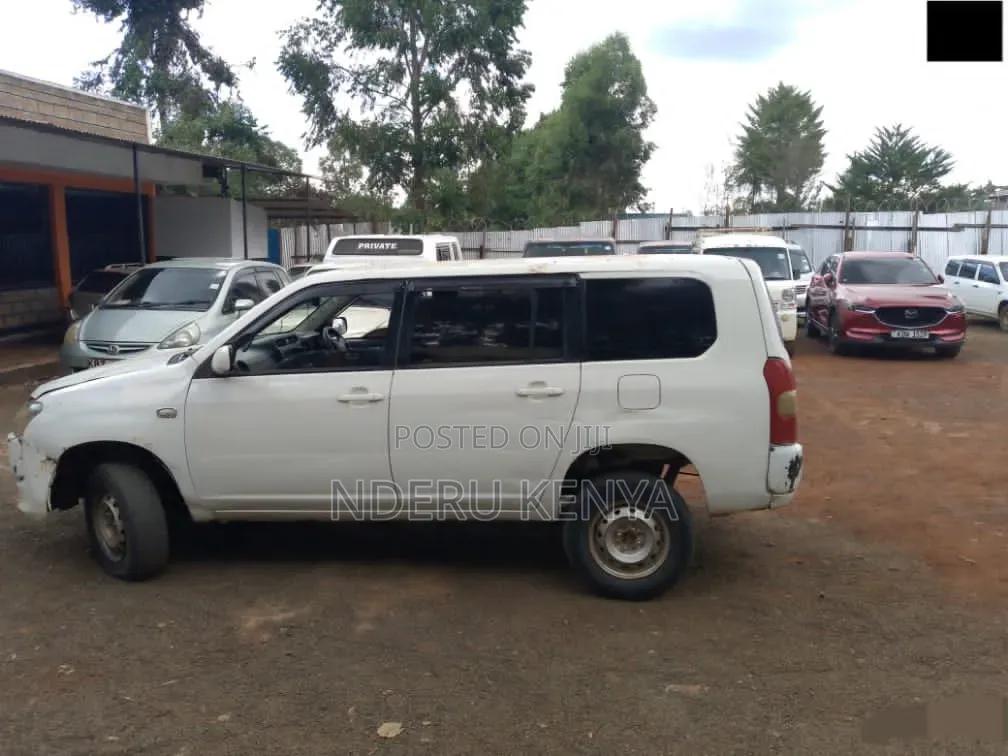 Toyota Succeed SV Premium 2016 White