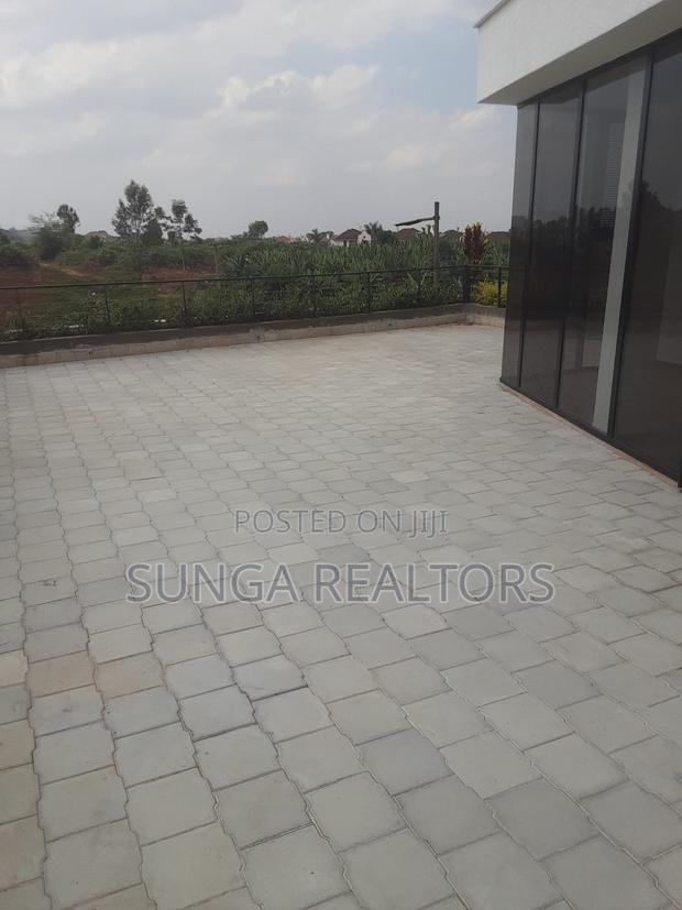 4bdrm Villa in Paradise Lost, Runda for sale - thumbnail 12