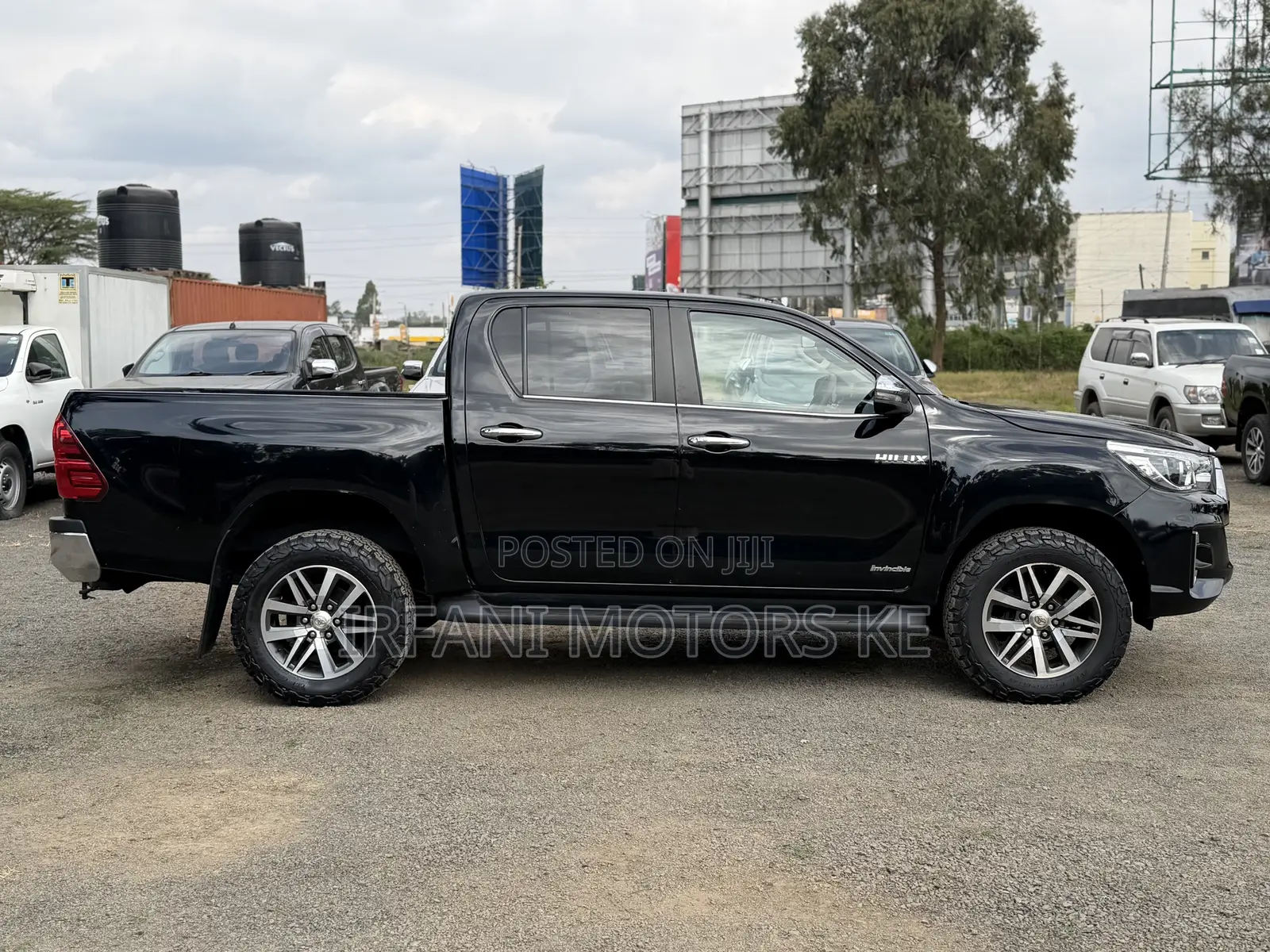 Toyota Hilux Revo Double Cab Deisel 2.4 AWD 2018 Black