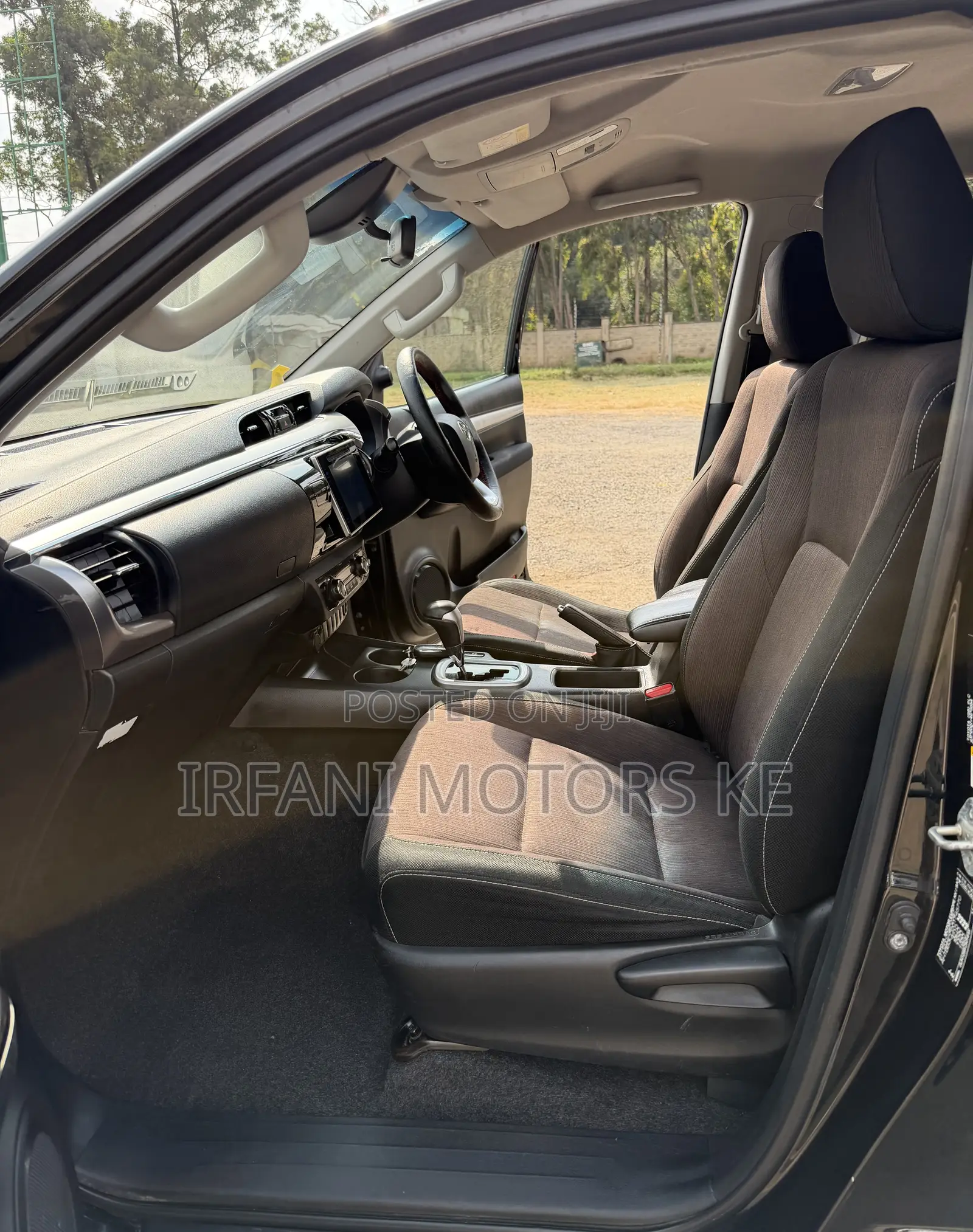 Toyota Hilux Revo Double Cab Deisel 2.4 AWD 2018 Black