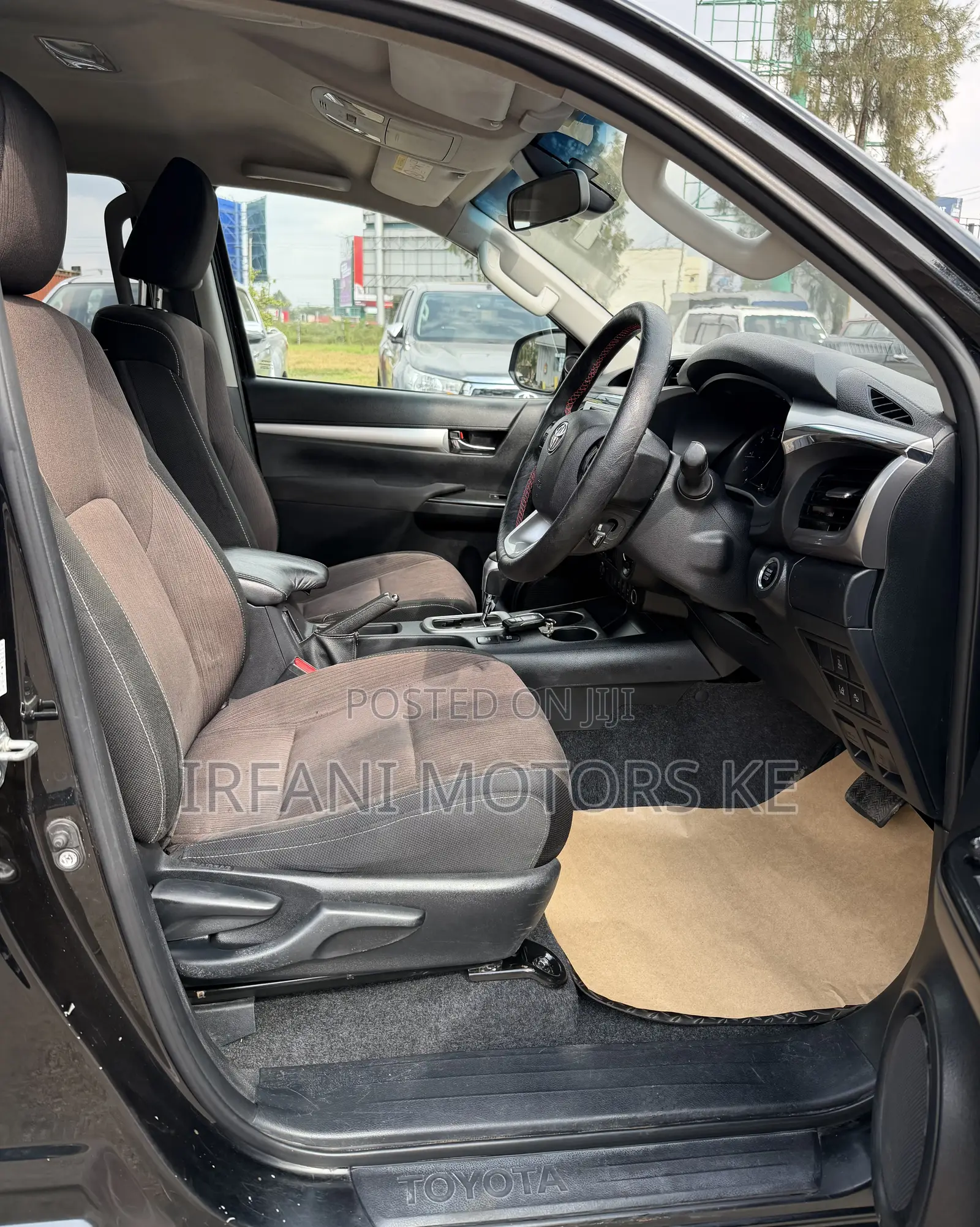Toyota Hilux Revo Double Cab Deisel 2.4 AWD 2018 Black