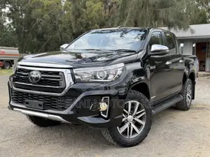 Toyota Hilux Revo Double Cab Deisel 2.4 AWD 2018 Black