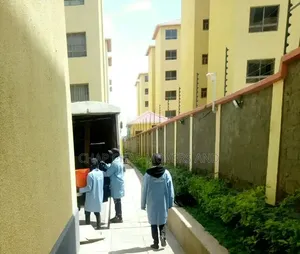 Professional Moving Services in Greatwall Gardens