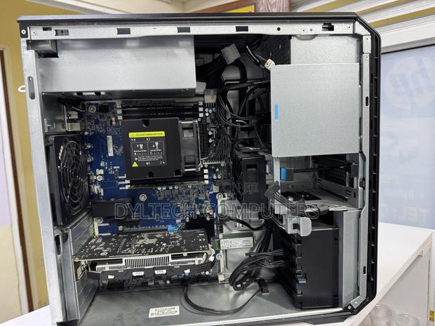 Desktop Computer HP Z6 G4 32GB Intel Xeon SSD 256GB - thumbnail 3