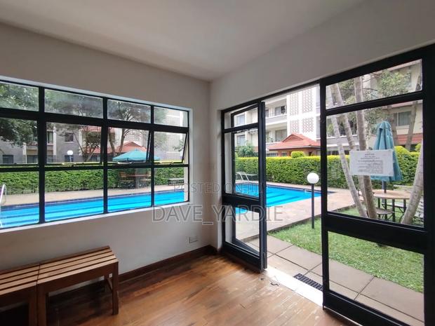 4bdrm Block of Flats in State House Area for sale