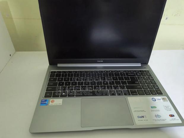 Laptop Tecno 16GB Intel Core i7 SSD 1T - thumbnail 3