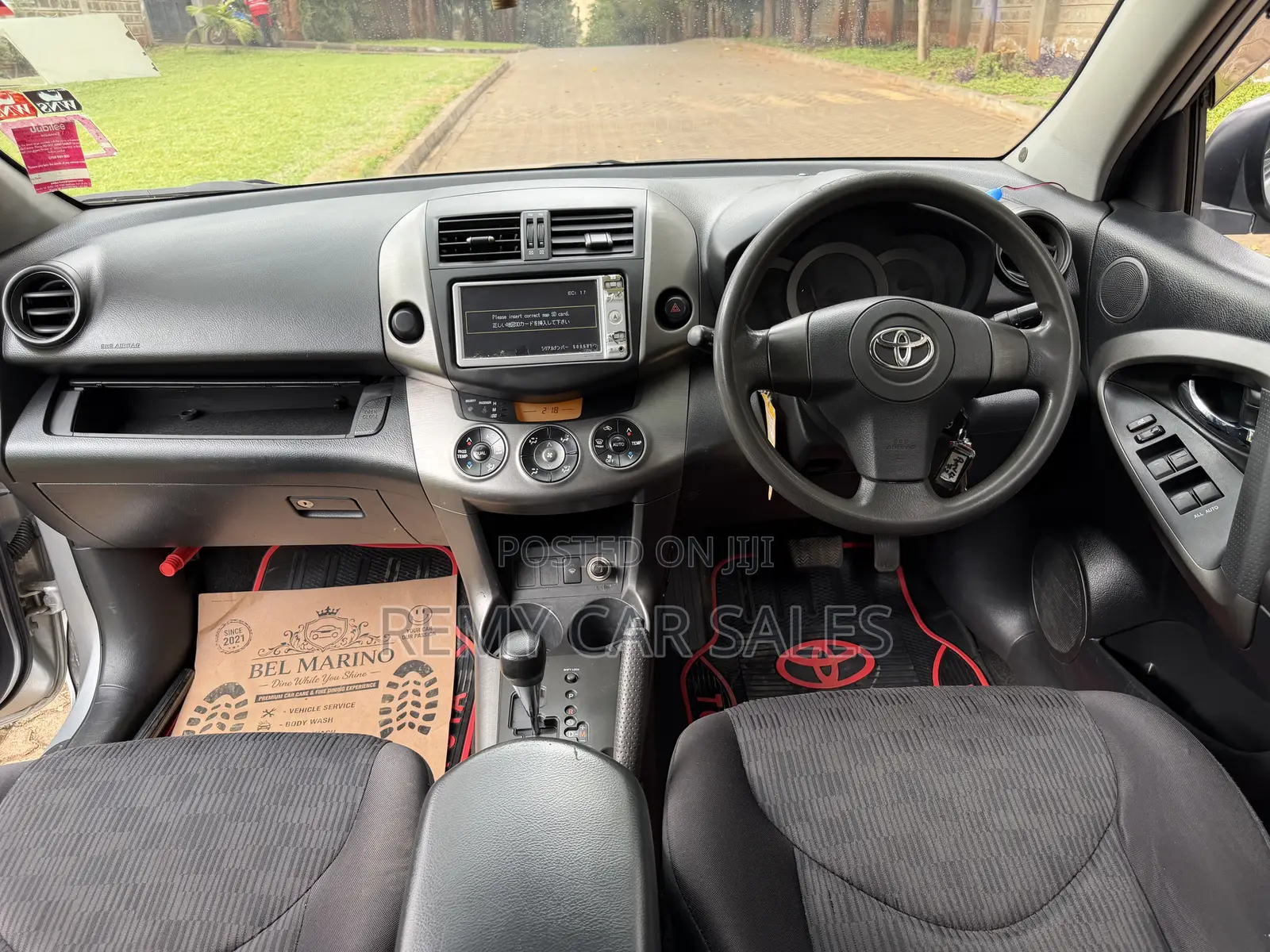 Toyota RAV4 2010 Silver