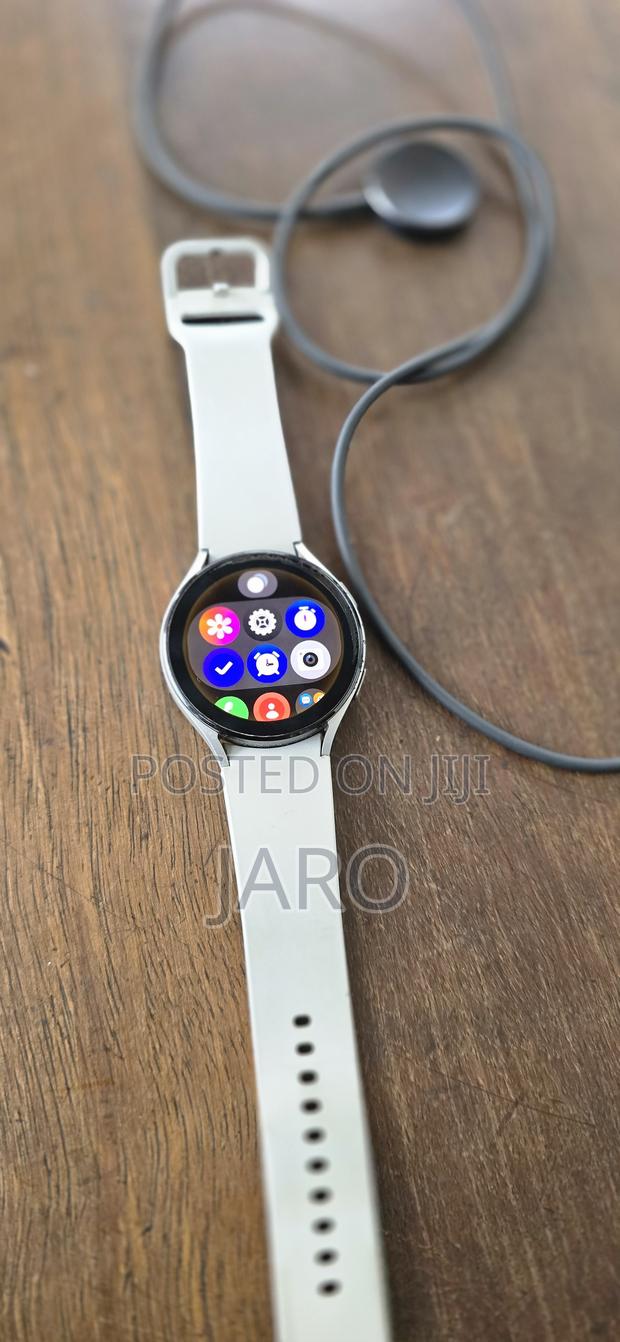 Samsung Galaxy Watch 4 44mm - thumbnail 3
