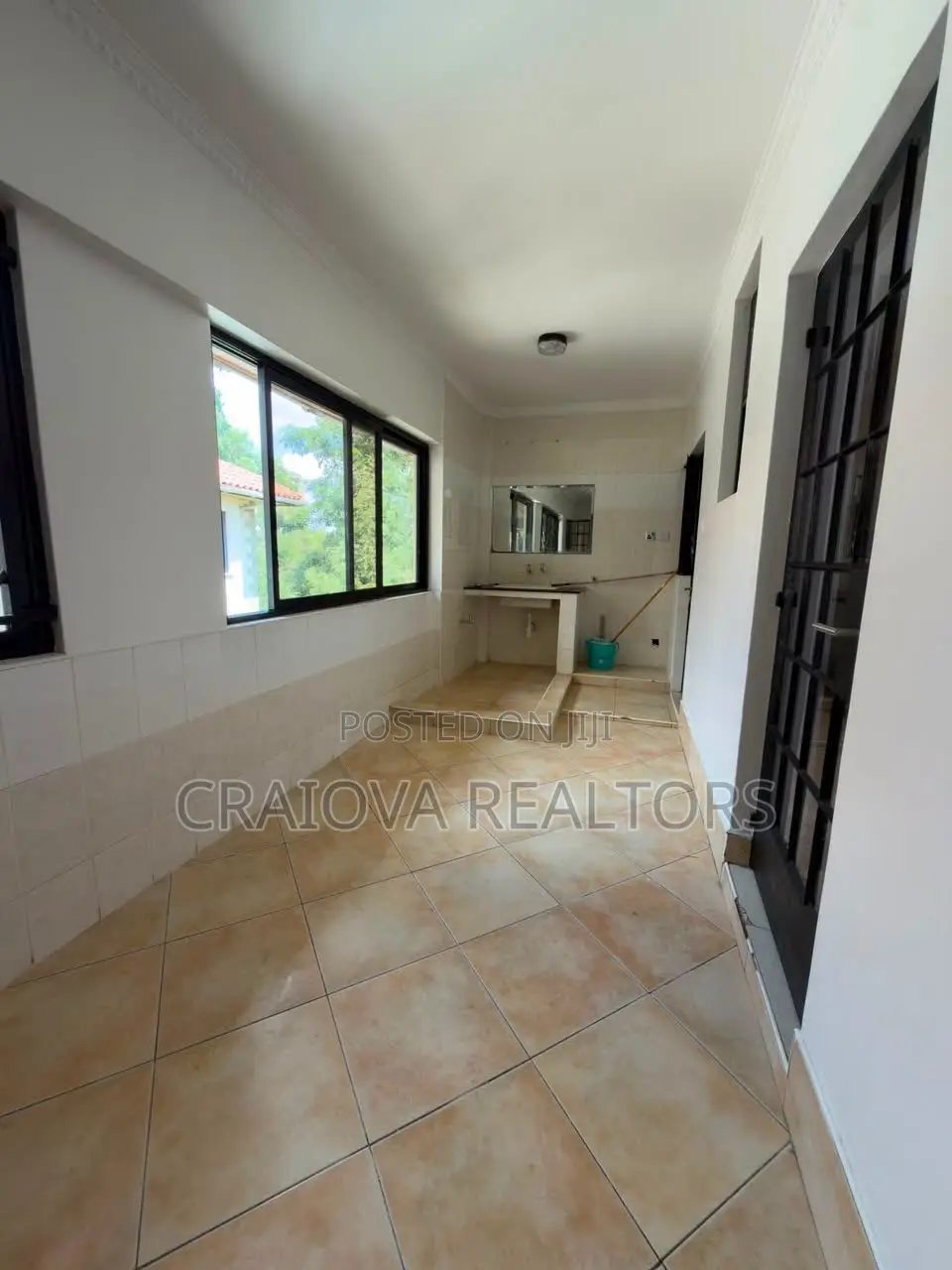 4bdrm Apartment in Kileleshwa for rent