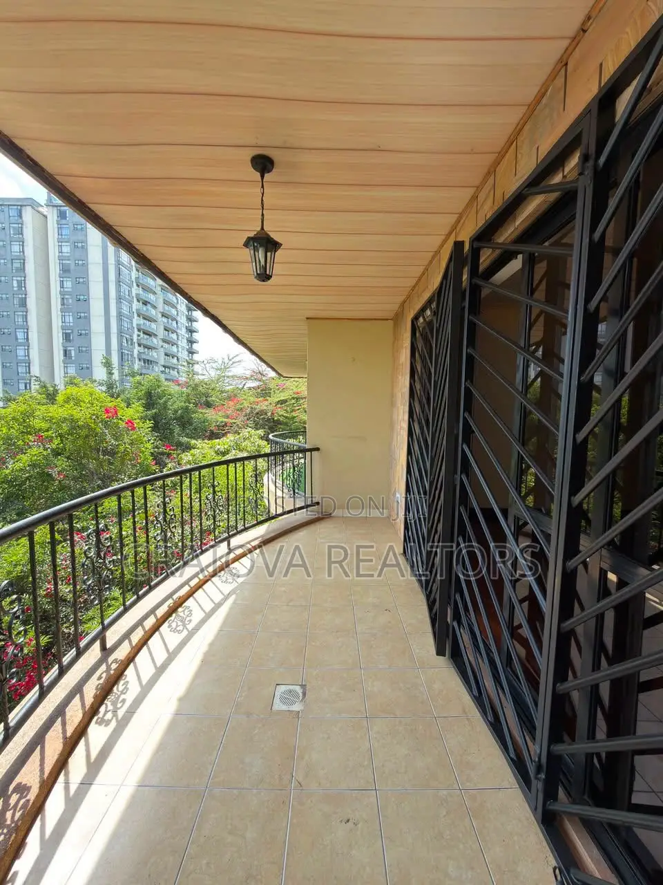 4bdrm Apartment in Kileleshwa for rent
